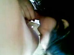 Bruneta Romanca Suge Pula Si Se Fute