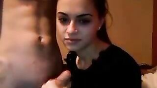 Timida Cand Suge Pula