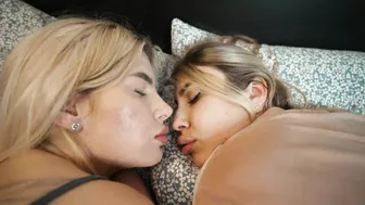 Ema Karter Impreuna Cu Jenny Lux