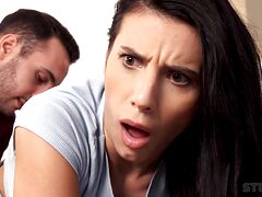 Nelly Kent Prinsa La Canapea