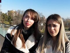 Laura Quest Agatata In Parc