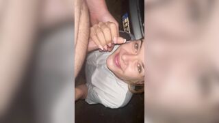 Isi Lasa Iubitul Sa Doarma Si Vine La Camp Dupa Pula